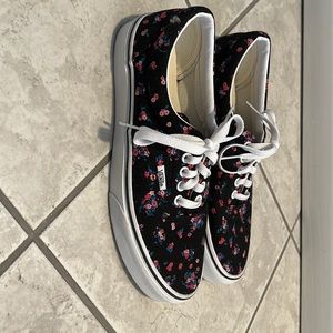 Vans floral women’s sneakers! EUC! Worn 3 times! They’re a size 9.5